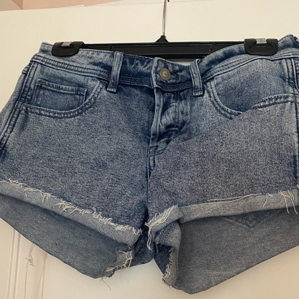 Brand-Hollister Ladies Shorts-3, Color Blue, Size Waist-26.
